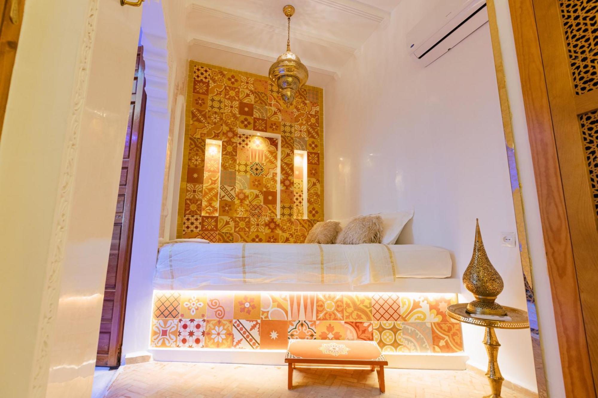 Riad Villa With Mediterranean Sea Views Of Spain And Gibraltar Tangier Exterior photo